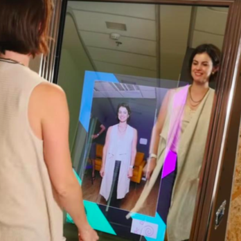 Magic Mirror 1x1